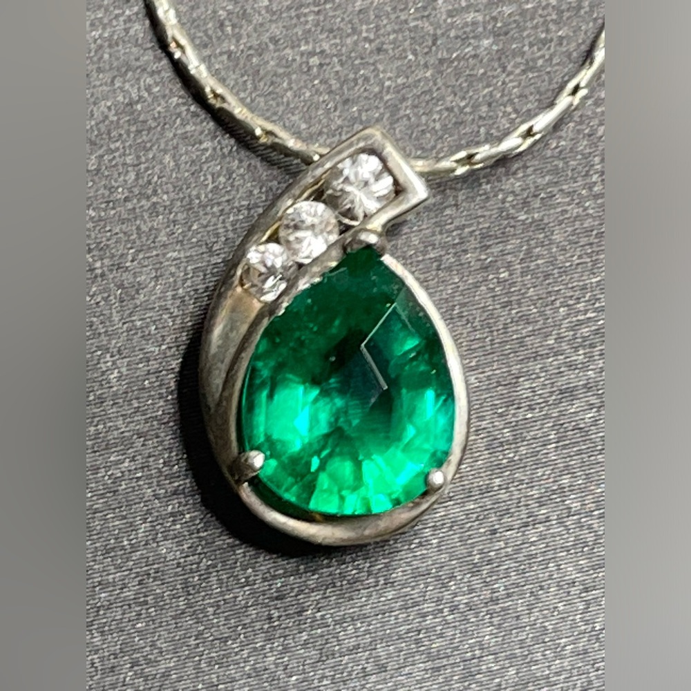 Cushion Cut Teardrop Emerald & Topaz Sterling Pendant Signed 18” Comp. Chain